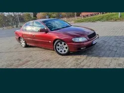 Wiśniowy Używany 1999 Opel Omega Sedan/Limuzyna | 9000 zł