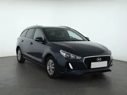 Niebieski Używany 2017 Hyundai i30 Kombi | 46 499 zł (Dobra cena)