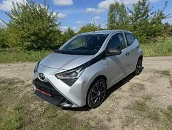 Srebrny Używany 2019 Toyota Aygo Hatchback | 27 999 zł