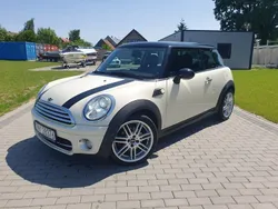 Kremowy Używany 2007 Mini Cooper Pepper Hatchback | 13 900 zł (Uczciwa cena)