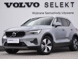 Szary Używany 2024 Volvo XC40 SUV | 151 900 zł (Dobra cena)