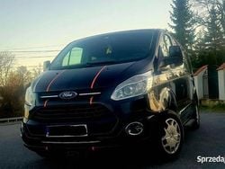 Czarny Używany 2017 Ford Tourneo Custom Van | 89 500 zł
