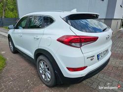 Biały Używany 2017 Hyundai Tucson Comfort SUV | 73 000 zł
