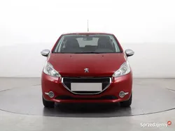 Czerwony Używany 2015 Peugeot 208 Hatchback | 28 999 zł (Uczciwa cena)
