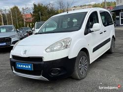 Biały Używany 2012 Peugeot TePee Minivan | 25 500 zł