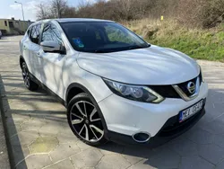 Biały Używany 2015 Nissan Qashqai SUV | 50 999 zł (Uczciwa cena)