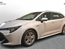Biały Używany 2019 Toyota Corolla Comfort Sedan/Limuzyna | 97 800 zł