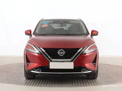 Czerwony Używany 2021 Nissan Qashqai SUV | 94 999 zł (Dość drogi)