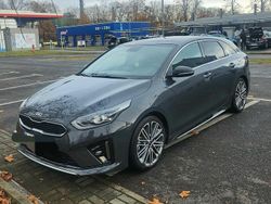 Szary Używany 2019 Kia ProCeed Kombi | 69 500 zł (Dobra cena)