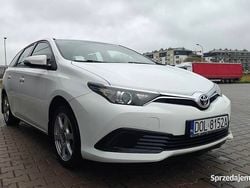 Biały Używany 2016 Toyota Auris Kombi | 33 000 zł (Uczciwa cena)