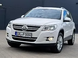 Biały Używany 2010 VW Tiguan SUV | 42 900 zł (Dość drogi)