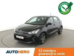 Czarny Używany 2017 Kia Rio 2 Hatchback | 38 900 zł (Uczciwa cena)