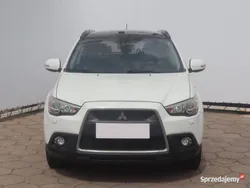 Biały Używany 2011 Mitsubishi ASX SUV | 26 999 zł (Dobra cena)
