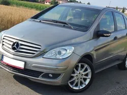 Mercedes B180