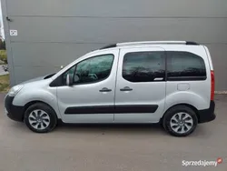 Srebrny Używany 2010 Citroën Berlingo XTR Minivan | 23 700 zł (Uczciwa cena)