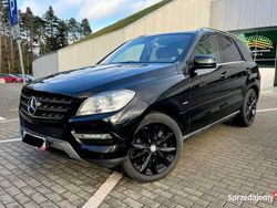 Czarny Używany 2012 Mercedes ML350 SUV | 69 900 zł