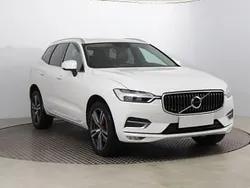 Biały Używany 2018 Volvo XC60 SUV | 101 499 zł (Uczciwa cena)
