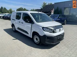 Biały (metalik) Używany 2024 Peugeot Partner Minivan | 58 900 zł