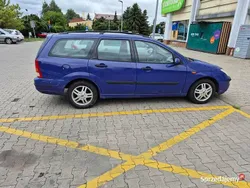 Fioletowy Używany 2000 Ford Focus Sedan/Limuzyna | 2350 zł (Dobra cena)