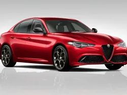 Lakier specjalny czerwony etna red Nowe 2025 Alfa Romeo Giulia Sedan/Limuzyna | 237 420 zł (Uczciwa cena)