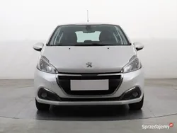Biały Używany 2016 Peugeot 208 Hatchback | 27 999 zł (Uczciwa cena)