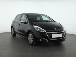 Czarny Używany 2016 Peugeot 208 Hatchback | 31 499 zł (Uczciwa cena)