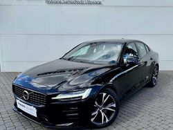 Czarny Używany 2022 Volvo S60 Sedan/Limuzyna | 144 900 zł (Uczciwa cena)