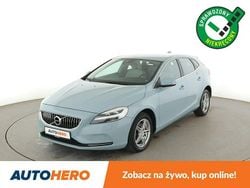 Niebieski Używany 2017 Volvo V40 Kombi | 60 700 zł (Drogi)