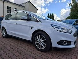 Biały (metalik) Używany 2018 Ford S-MAX S Minivan | 69 700 zł (Dość drogi)