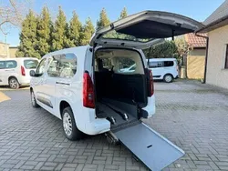 Biały Używany 2020 Opel Combo Life Kombi | 134 500 zł (Uczciwa cena)