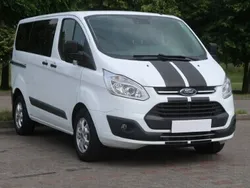 Biały Używany 2016 Ford Transit Custom Minivan | 67 999 zł (Uczciwa cena)