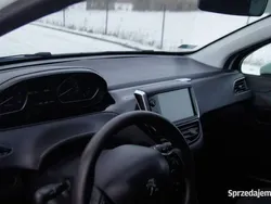Biały Używany 2017 Peugeot 208 Hatchback | 27 500 zł (Uczciwa cena)