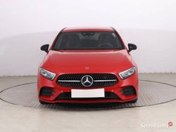 Czerwony Używany 2018 Mercedes A200 Hatchback | 89 999 zł (Uczciwa cena)