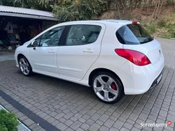 Biały Używany 2009 Peugeot 308 Hatchback | 14 300 zł (Uczciwa cena)
