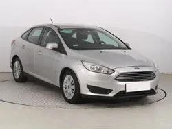 Srebrny Używany 2017 Ford Focus Sedan/Limuzyna | 28 499 zł (Super Cena)