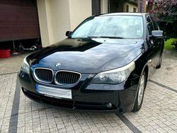 Czarny Używany 2004 BMW 520 Sedan/Limuzyna | 17 900 zł (Uczciwa cena)