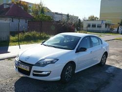 Biały Używany 2014 Renault Laguna III Sedan/Limuzyna | 21 000 zł (Uczciwa cena)