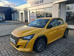 Złoty Używany 2022 Peugeot e-208 Allure Hatchback | 103 900 zł