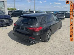 Czarny (metalik) Używany 2023 Mercedes C220 Kombi | 139 900 zł