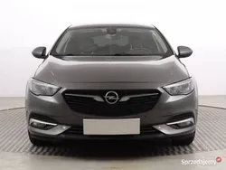 Szary Używany 2017 Opel Insignia Hatchback | 48 999 zł (Uczciwa cena)