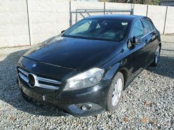 Czarny Używany 2013 Mercedes A200 Hatchback | 22 900 zł