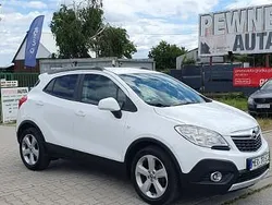 Biały Używany 2014 Opel Mokka SUV | 44 500 zł (Uczciwa cena)