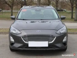 Szary Używany 2020 Ford Focus Kombi | 48 499 zł (Uczciwa cena)