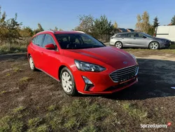 Czerwony Używany 2021 Ford Focus Cool & Connect Sedan/Limuzyna | 53 999 zł