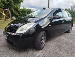 Czarny (metalik) Używany 2004 Toyota Prius Hatchback | 10 500 zł