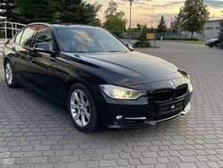 Czarny Używany 2012 BMW 330 Sport Line Sedan/Limuzyna | 53 900 zł