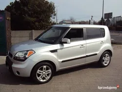 Srebrny Używany 2011 Kia Soul SUV | 27 800 zł