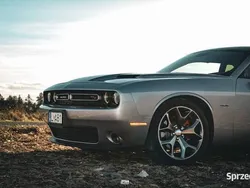 Srebrny Używany 2016 Dodge Challenger Coupe | 99 000 zł (Uczciwa cena)