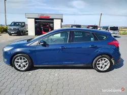Niebieski Używany 2018 Ford Focus Hatchback | 27 500 zł (Super Cena)