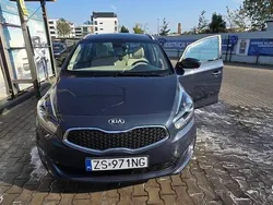 Zielony Używany 2013 Kia Carens Minivan | 25 500 zł (Super Cena)